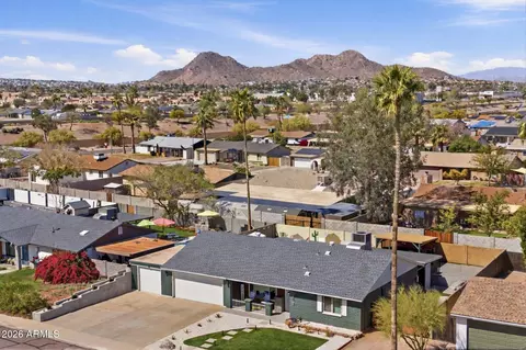 View/Area - 3418 E Lupine Ave, Phoenix, AZ 85028 photo 2 of 4