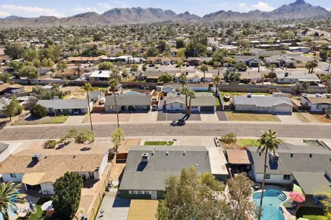 View/Area - 3418 E Lupine Ave, Phoenix, AZ 85028 photo 4 of 4