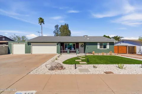 Exterior - 3418 E Lupine Ave, Phoenix, AZ 85028 photo 1 of 7