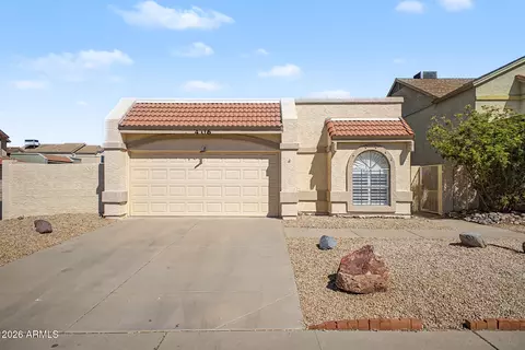 Exterior - 406 E Taro Ln, Phoenix, AZ 85024 photo 2 of 9