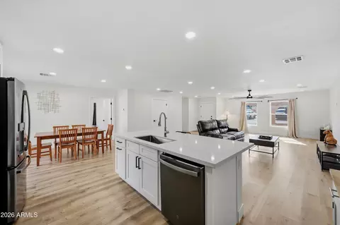 Other - 6607 S Mitchell Dr, Tempe, AZ 85283 photo 6 of 11