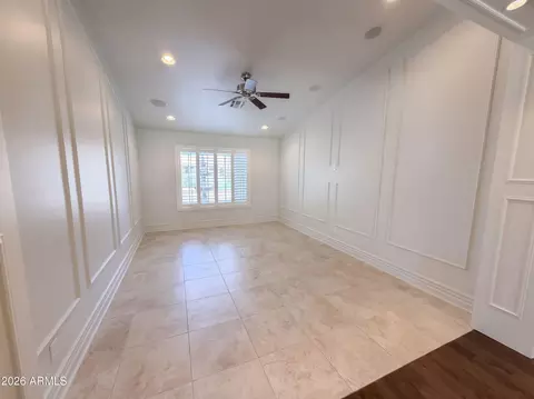 Living - 2599 E Arrowhead Trl, Gilbert, AZ 85297 photo 1 of 5
