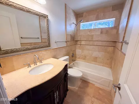 Bath - 2599 E Arrowhead Trl, Gilbert, AZ 85297 photo 3 of 3