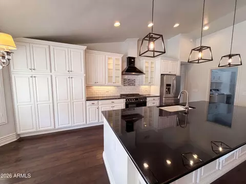 Kitchen - 2599 E Arrowhead Trl, Gilbert, AZ 85297 photo 1 of 5