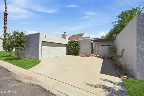 Exterior - 324 E Ambassador Dr, Tempe, AZ 85288 photo 2 of 14