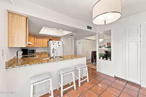 Kitchen - 324 E Ambassador Dr, Tempe, AZ 85288 photo 5 of 6