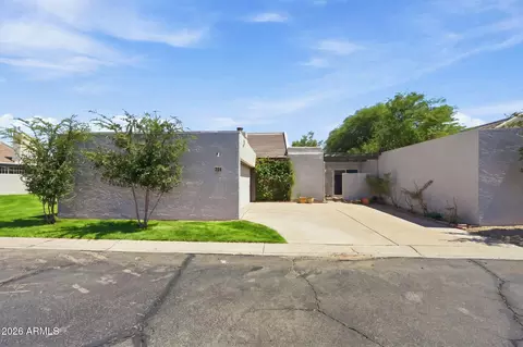 324 E Ambassador Dr, Tempe, AZ 85288