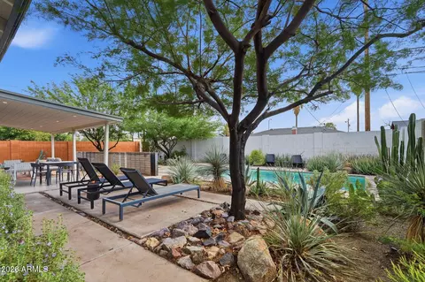 6819 E Monterey Way, Scottsdale, AZ 85251