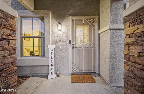 Exterior - 1821 E Patrick Ln, Phoenix, AZ 85024 photo 2 of 5