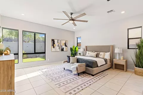 Bedroom - 719 E Summerside Rd, Phoenix, AZ 85042 photo 1 of 5