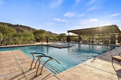 Exterior - 719 E Summerside Rd, Phoenix, AZ 85042 photo 10 of 10