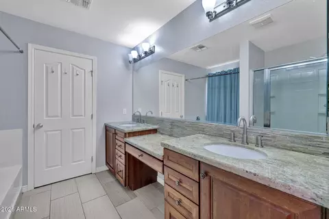 Bath - 3514 E Gary Way, Gilbert, AZ 85234 photo 2 of 8