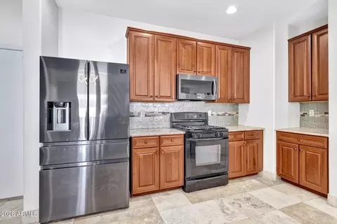 Kitchen - 3514 E Gary Way, Gilbert, AZ 85234 photo 3 of 4
