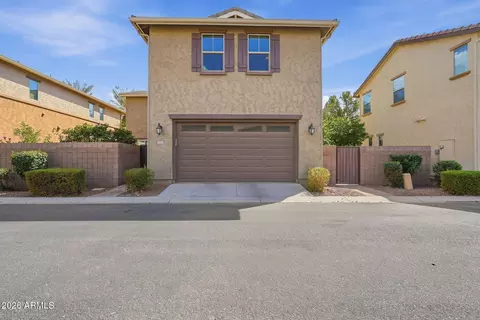 Exterior - 3713 E Leslie Dr, Gilbert, AZ 85296 photo 9 of 9
