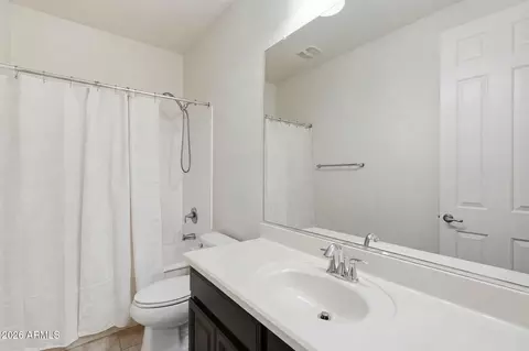 Bath - 3713 E Leslie Dr, Gilbert, AZ 85296 photo 3 of 3