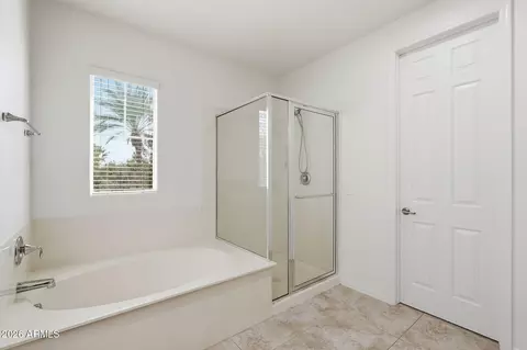 Bath - 3713 E Leslie Dr, Gilbert, AZ 85296 photo 2 of 3