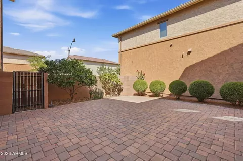 Exterior - 3713 E Leslie Dr, Gilbert, AZ 85296 photo 8 of 9