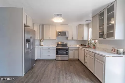 Kitchen - 161 W 15th Ave, Apache Junction, AZ 85120 photo 2 of 2
