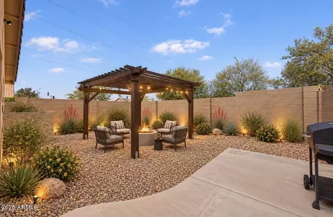 Exterior - 3210 E Kristal Way, Phoenix, AZ 85050 photo 4 of 6