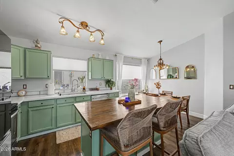 Kitchen - 3210 E Kristal Way, Phoenix, AZ 85050 photo 1 of 4