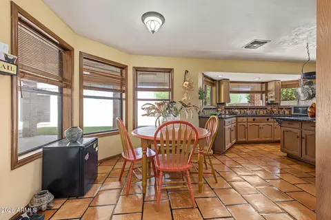 Dining - 536 E Hope Cir, Mesa, AZ 85203 photo 2 of 2
