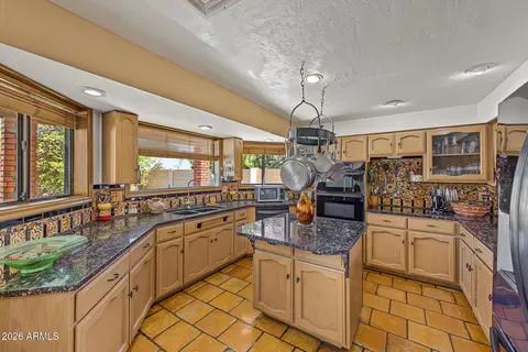 Kitchen - 536 E Hope Cir, Mesa, AZ 85203 photo 2 of 3