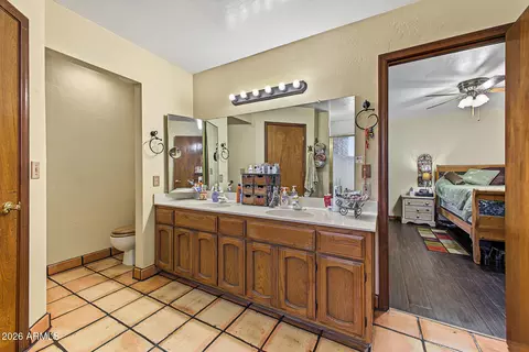 Bath - 536 E Hope Cir, Mesa, AZ 85203 photo 2 of 3