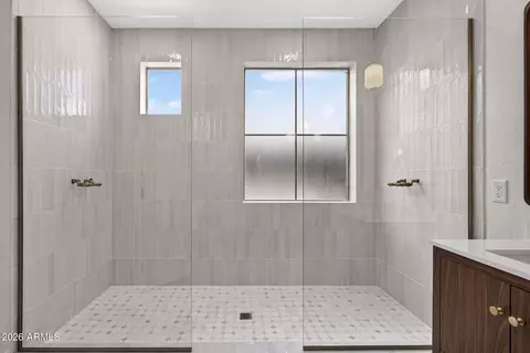 Bath - 3041 E Camellia Dr, Gilbert, AZ 85296 photo 1 of 6