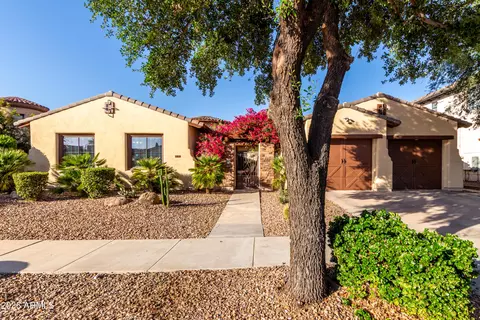 816 W Sycamore Ct, Litchfield Park, AZ 85340