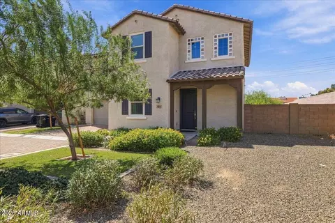 Exterior - 924 E Anderson Ave, Phoenix, AZ 85022 photo 5 of 17