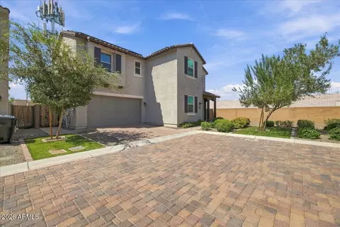 Exterior - 924 E Anderson Ave, Phoenix, AZ 85022 photo 4 of 17