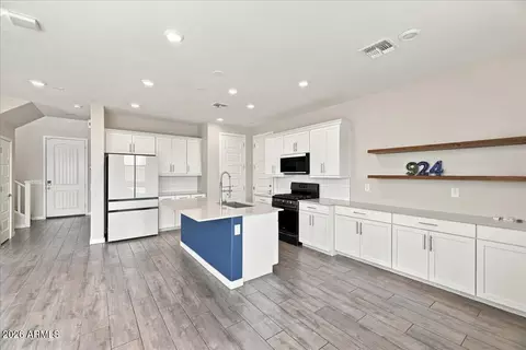 Other - 924 E Anderson Ave, Phoenix, AZ 85022 photo 6 of 22