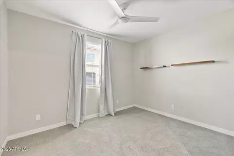 Bedroom - 924 E Anderson Ave, Phoenix, AZ 85022 photo 1 of 8