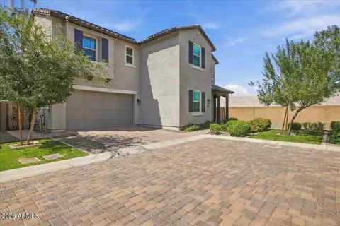 Exterior - 924 E Anderson Ave, Phoenix, AZ 85022 photo 3 of 17