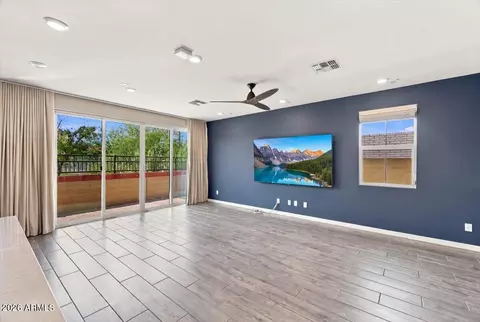 Living - 924 E Anderson Ave, Phoenix, AZ 85022 photo 6 of 6