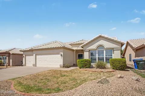 Exterior - 3334 E Utopia Rd, Phoenix, AZ 85050 photo 2 of 6