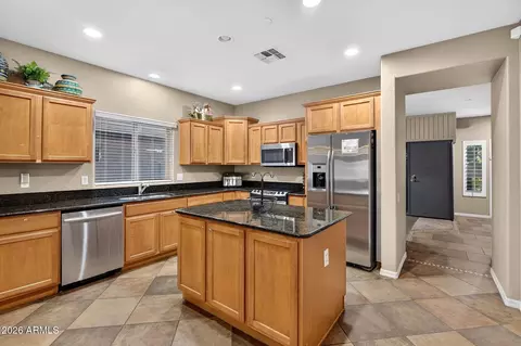Kitchen - 10839 E Sonrisa Ave, Mesa, AZ 85212 photo 2 of 2