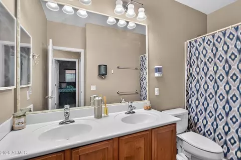 Bath - 10839 E Sonrisa Ave, Mesa, AZ 85212 photo 1 of 3