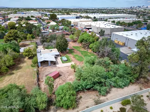 View/Area - 5613 S 27th Pl, Phoenix, AZ 85040 photo 6 of 17