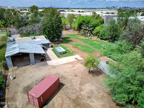 View/Area - 5613 S 27th Pl, Phoenix, AZ 85040 photo 9 of 17