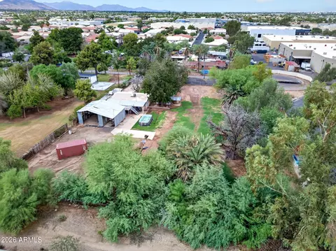 View/Area - 5613 S 27th Pl, Phoenix, AZ 85040 photo 4 of 17
