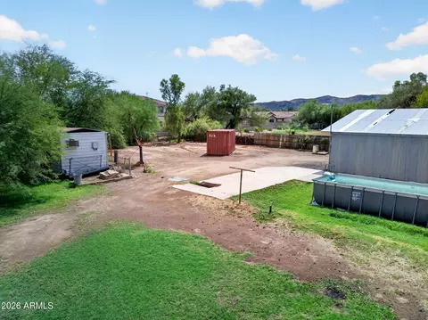 Exterior - 5613 S 27th Pl, Phoenix, AZ 85040 photo 2 of 29