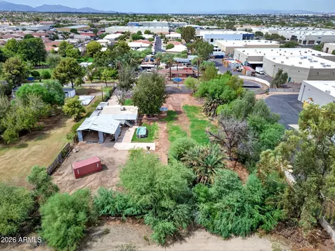 View/Area - 5613 S 27th Pl, Phoenix, AZ 85040 photo 7 of 17