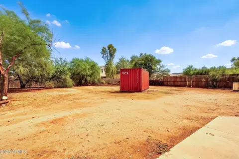 Exterior - 5613 S 27th Pl, Phoenix, AZ 85040 photo 6 of 29
