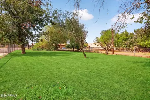 Exterior - 5613 S 27th Pl, Phoenix, AZ 85040 photo 25 of 29