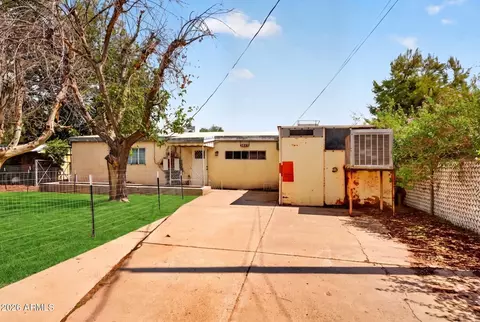 Exterior - 5613 S 27th Pl, Phoenix, AZ 85040 photo 4 of 29