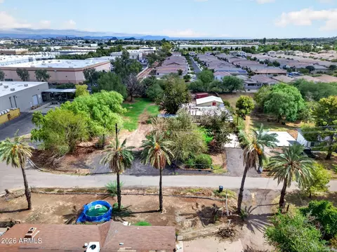 View/Area - 5613 S 27th Pl, Phoenix, AZ 85040 photo 16 of 17