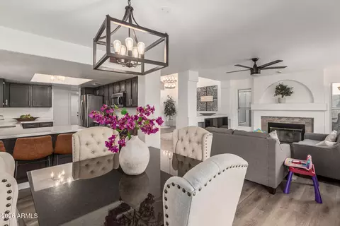 Dining - 4128 E Coolbrook Ave, Phoenix, AZ 85032 photo 1 of 1