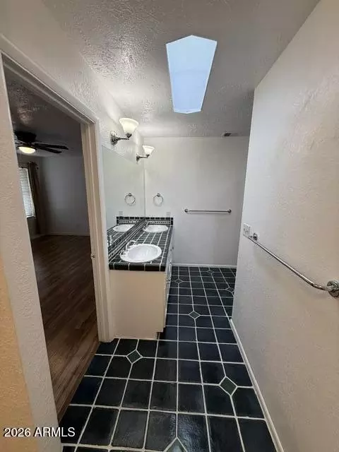 Bath - Undisclosed, Phoenix, AZ 85018 photo 1 of 12