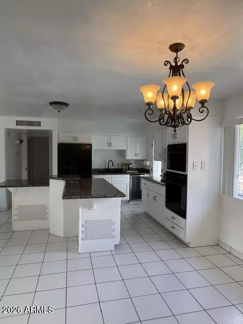 Kitchen - Undisclosed, Phoenix, AZ 85018 photo 1 of 10